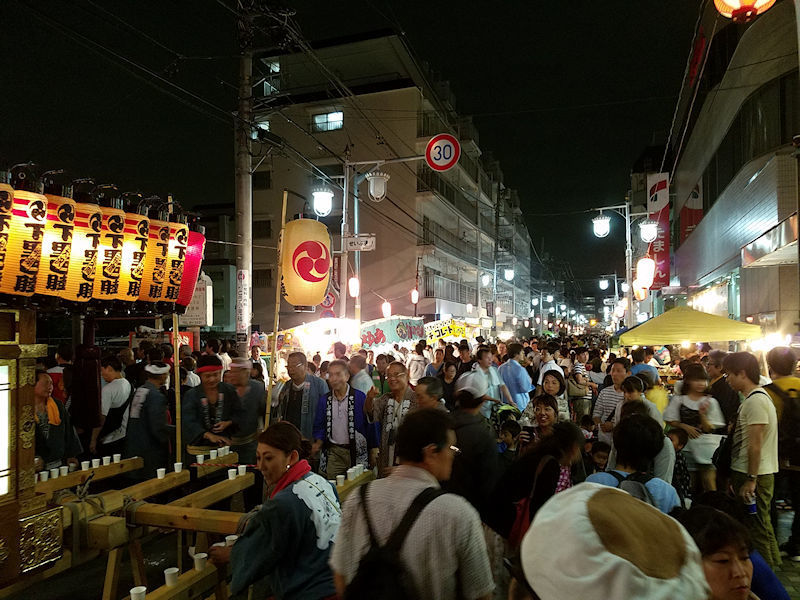 花小金井のお祭りに ３人兄弟の巻